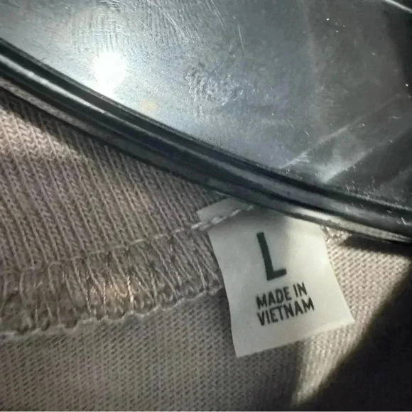 Fear of God Essentials Men’s T-shirt Desert Taupe Size Large NEW With Tags - Picture 8 of 11